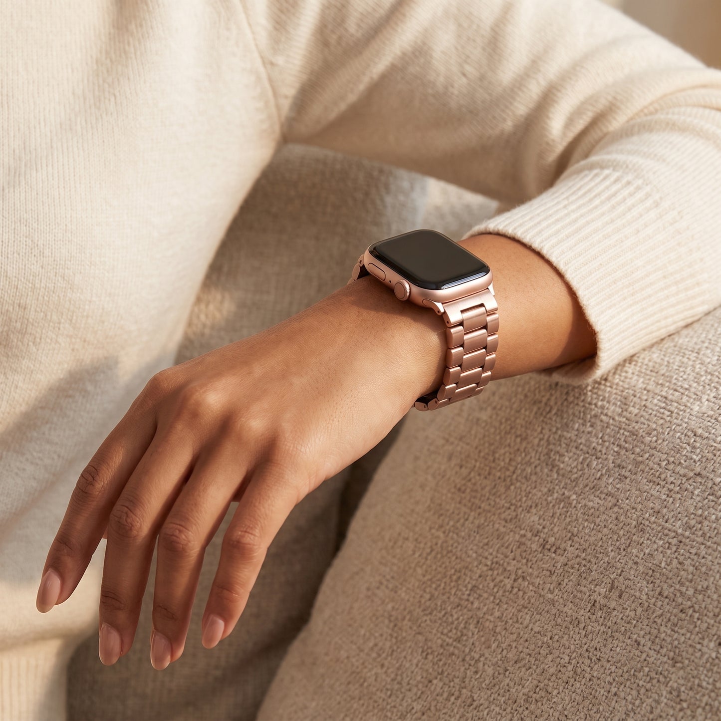 polished rose gold colour stainless steel metal tri link bracelet apple watch strap made for apple watch series 11 45mm 46mm 49mm Ultra 3